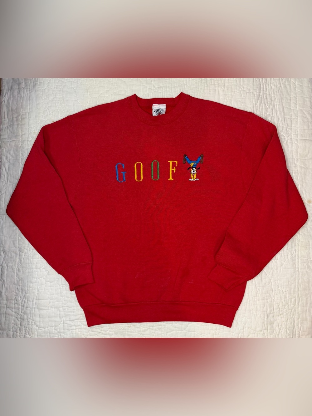 VTG 90s Disney Mickey & Co. Goofy Embroidered Crewneck Sweatshirt Red LG